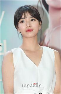 最新爆料韩国女模,神秘面纱下的时尚传奇揭秘！  第3张